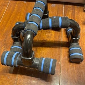 Push up bar bundles with cushioned foam grip